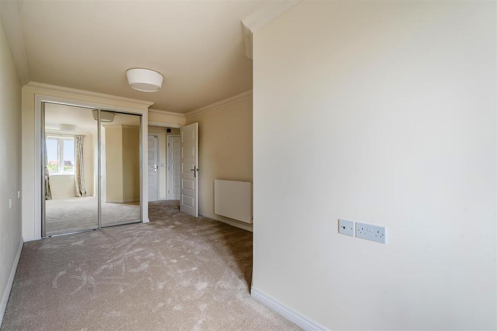 Oscar Lodge, Aylesbury photo 4