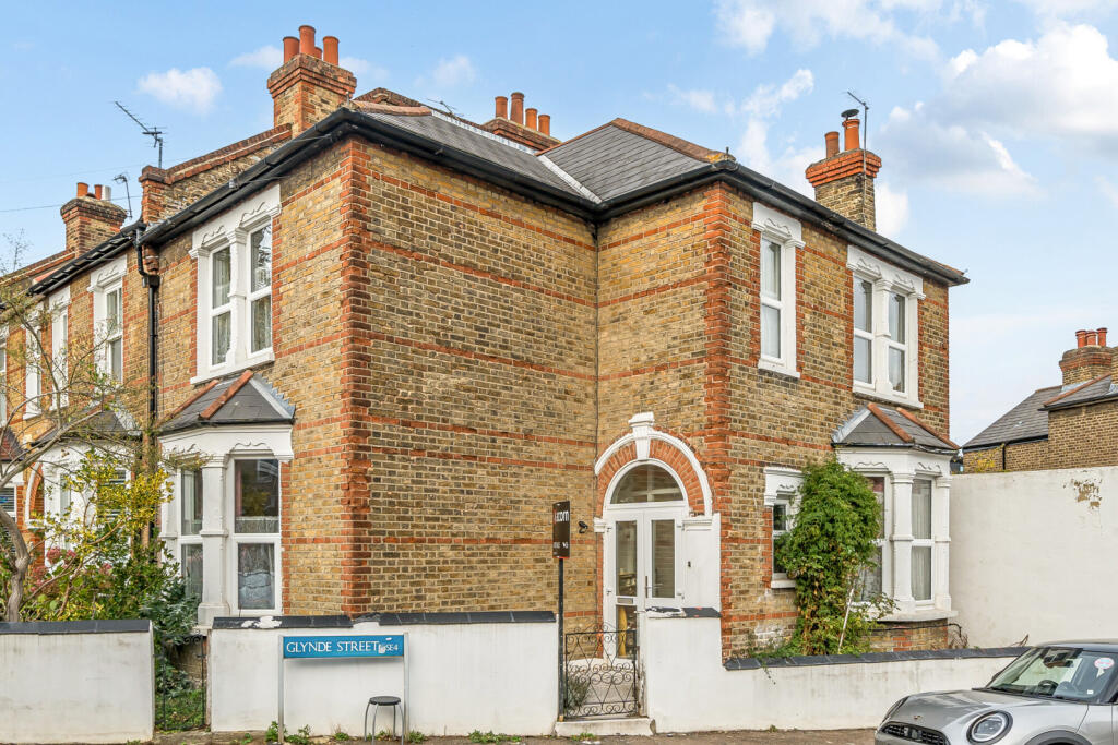 Main image of property: Salehurst Road, London