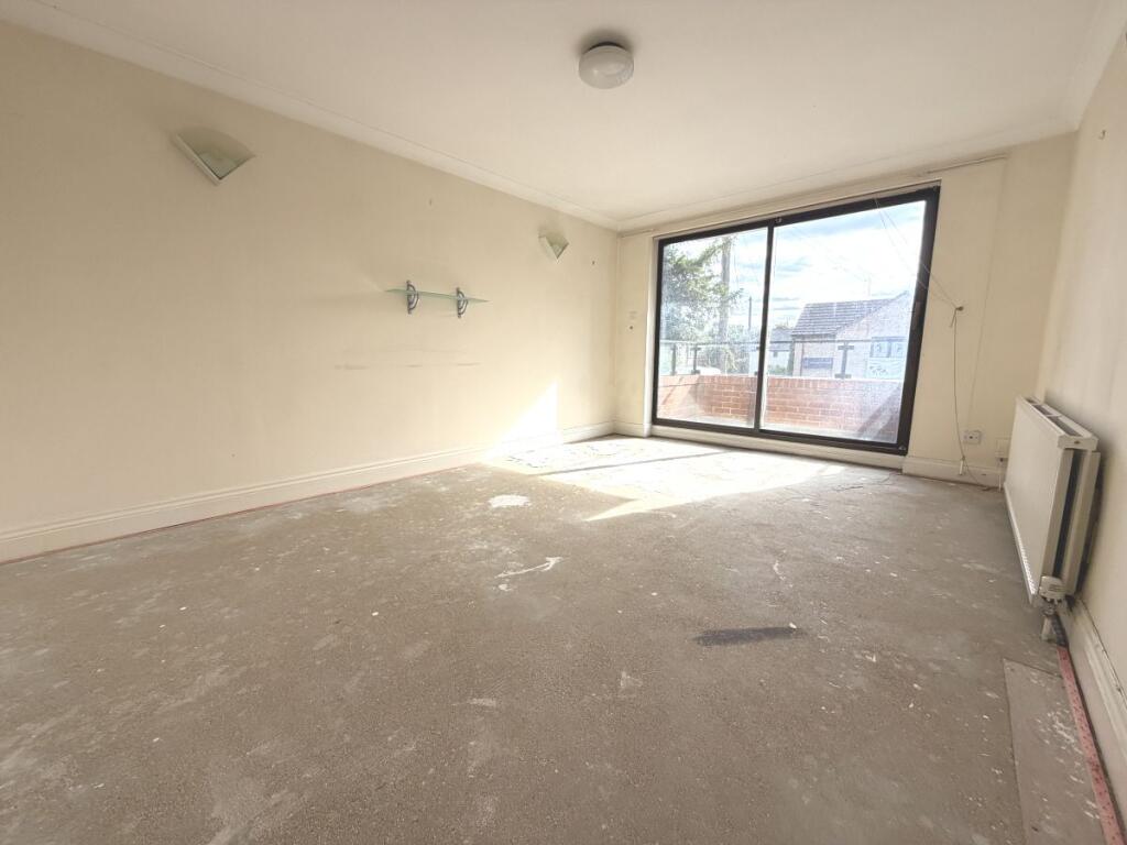 Apartment in Peterborough, City of Peterborough - View 2