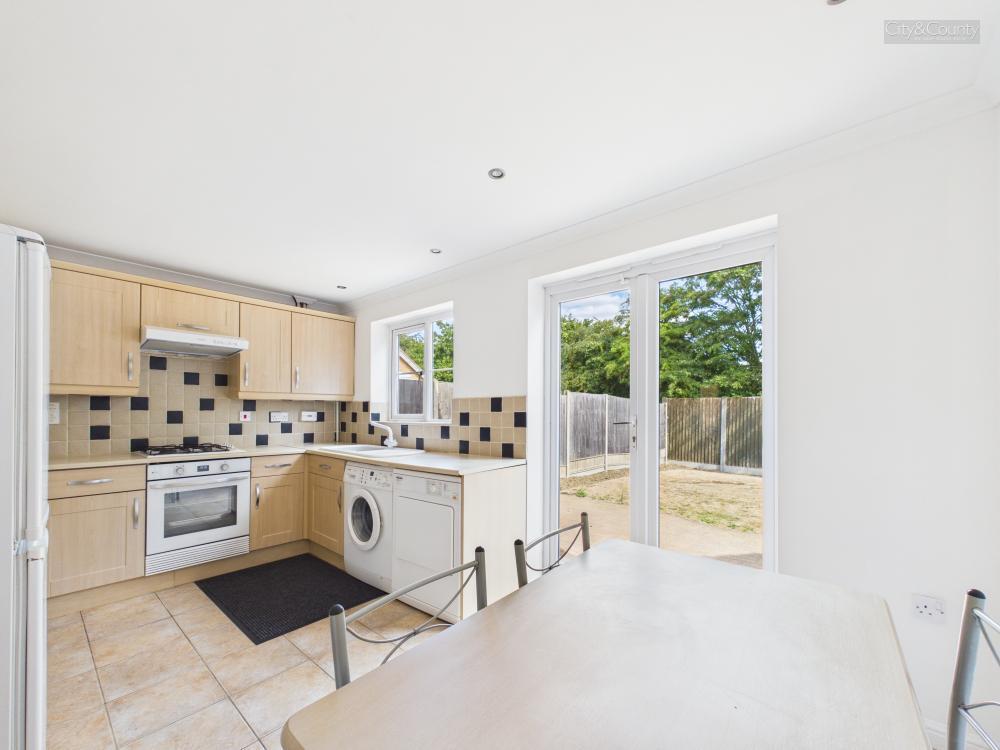 House in Peterborough, Newark - View 5