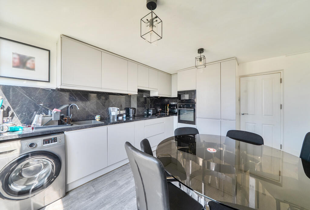 House in London - View 4