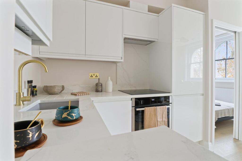 Apartment in London - View 2
