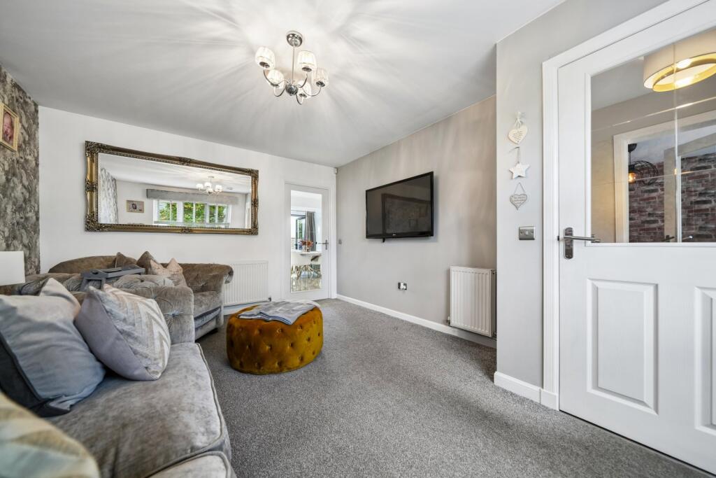 House in East Kilbride, College Milton Industrial (South), Hairmyres - View 4