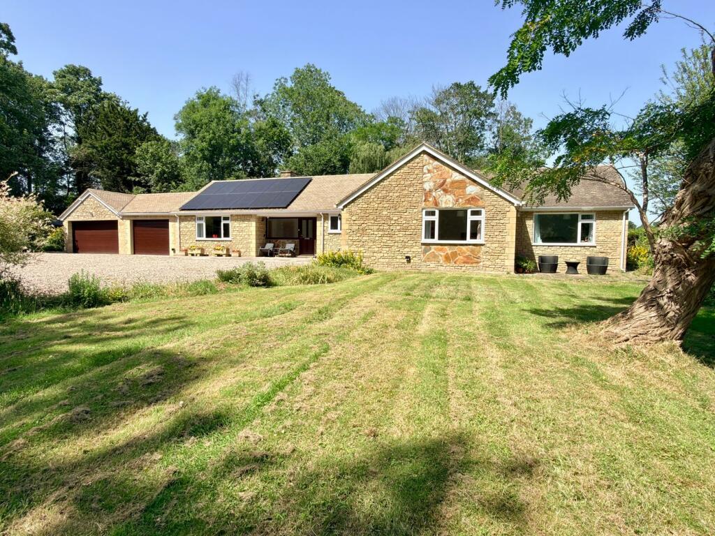 Main image of property: Twyning, Tewkesbury, GL20