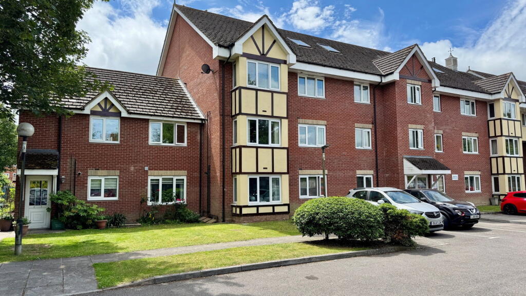 Main image of property: Victoria Grove, Newbury, RG14 7RA