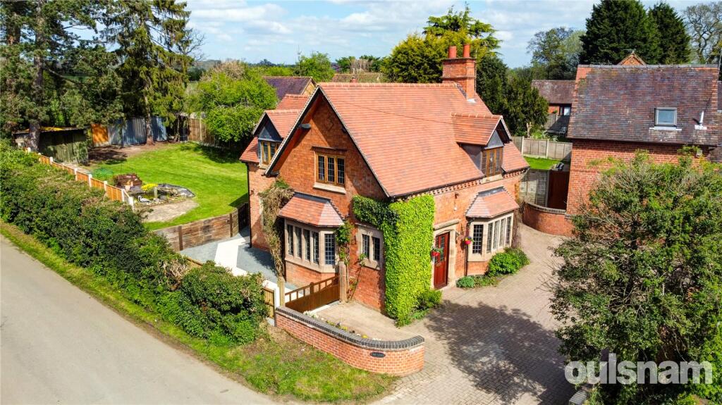 Main image of property: Old Birmingham Road, Alvechurch, Birmingham, Worcestershire, B48