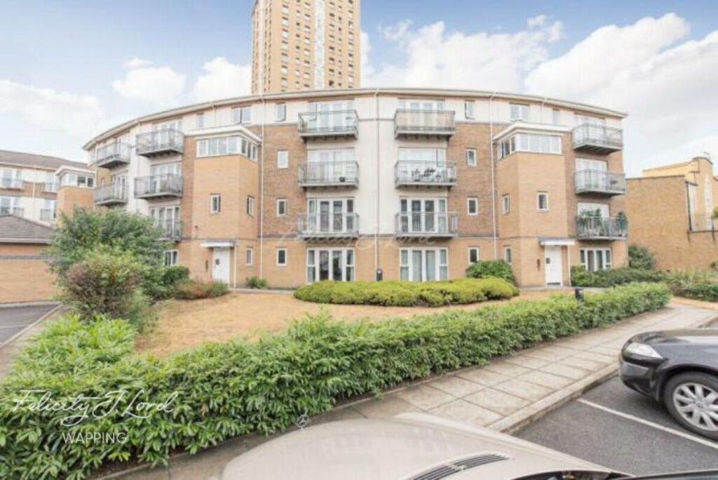 Main image of property: Morton Close, London, E1