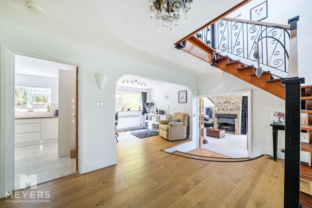 House in Corfe Mullen - View 4