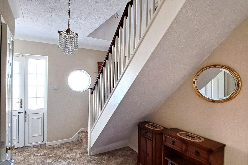 House in New Forest, New Milton - View 4