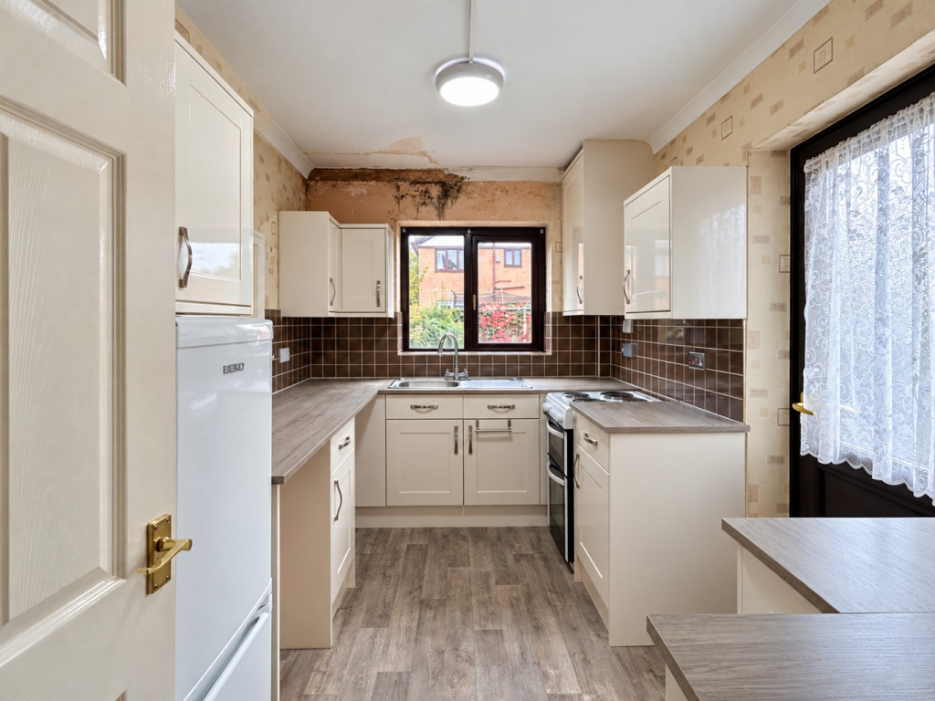 House in Preston - View 5