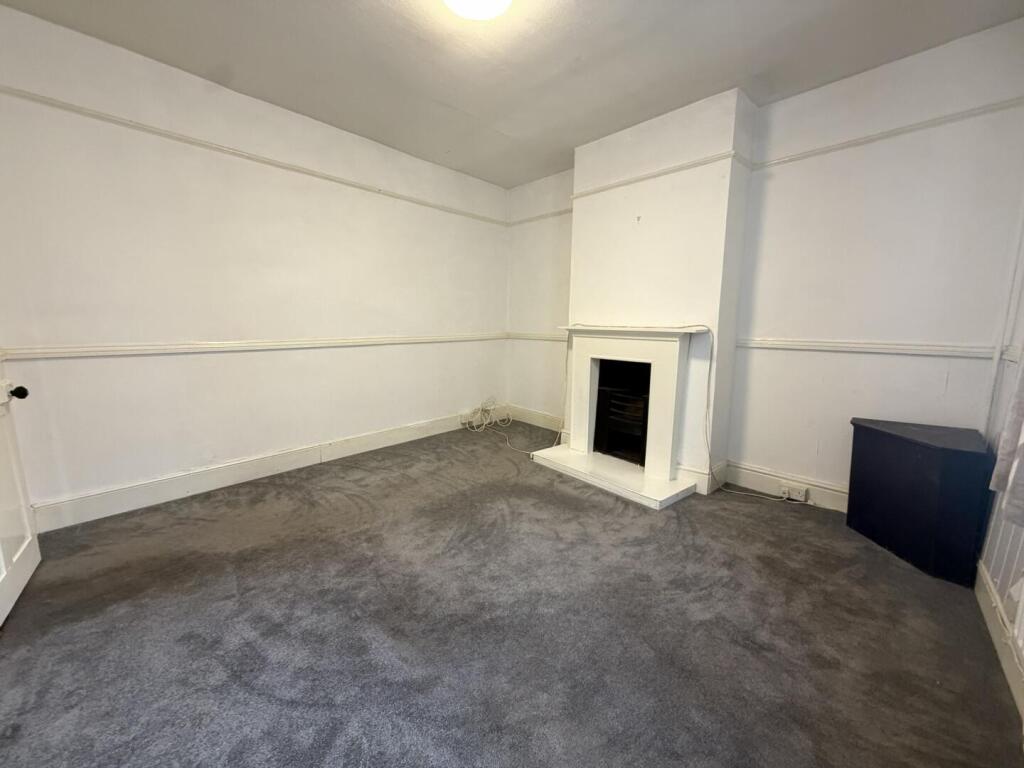 House in Ipswich, Stoke - View 2