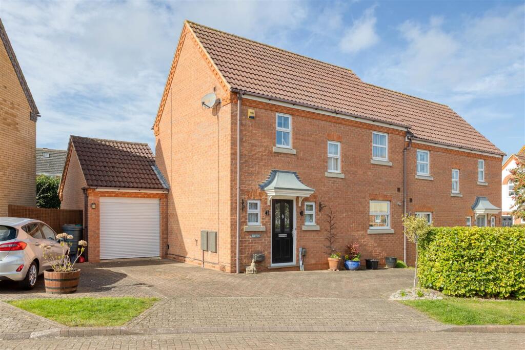 Main image of property: Mallard Close, Shefford, SG17 5YS