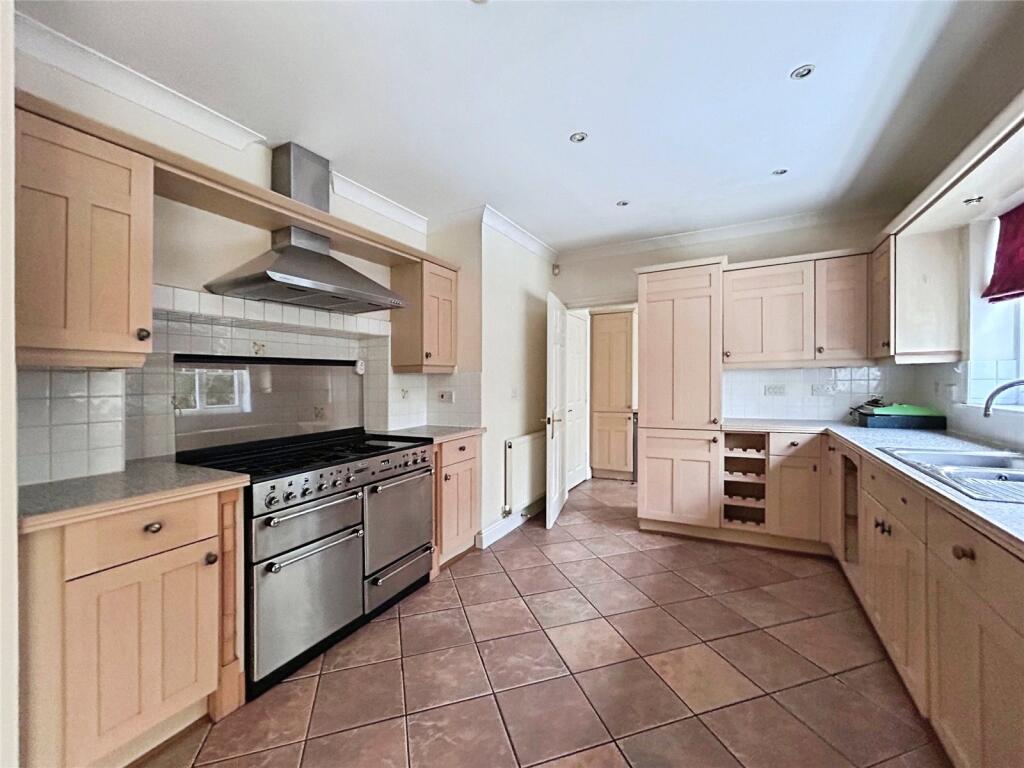 House in Hart, Elvetham Heath - View 4