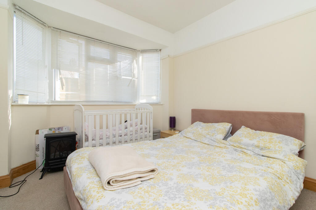 House in Thanet, East Cliftonville, Millmead - More