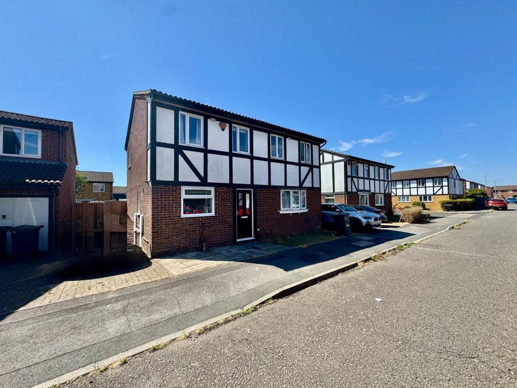 Main image of property: Corbridge Drive, Luton, LU2