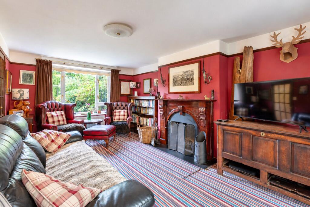 Rowlands Copse, Midgham, Woolhampton, Berkshire, RG7 photo 2