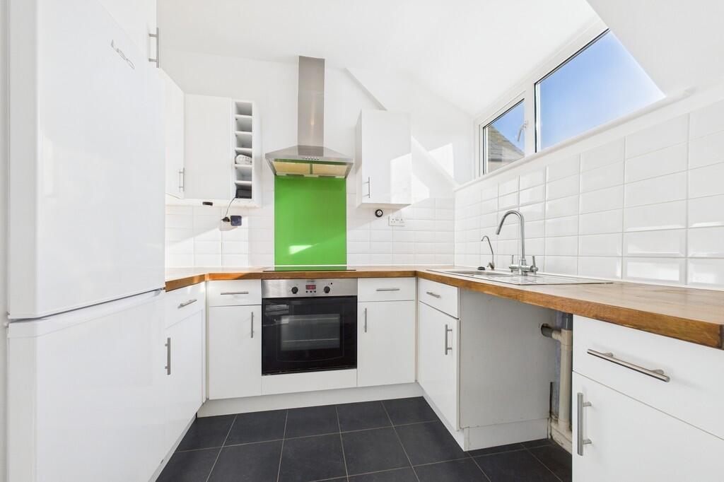 Apartment in Dover - View 4