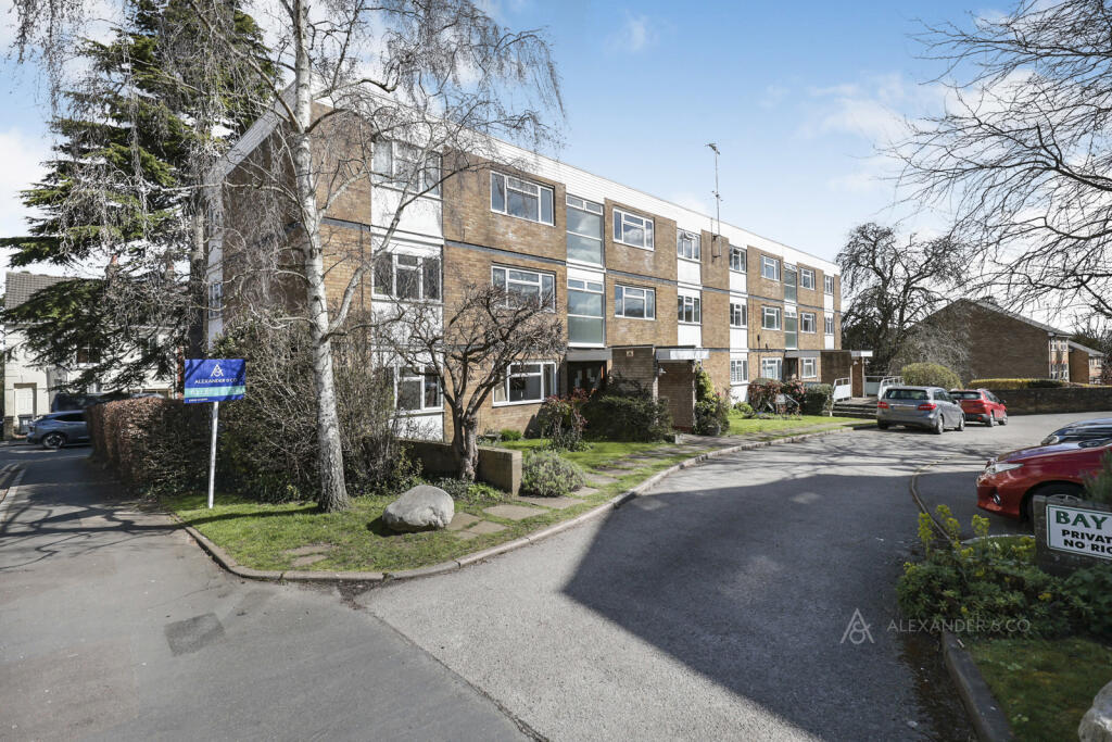 Main image of property: Bay Court, Doctors Commons Road, Berkhamsted, HP4