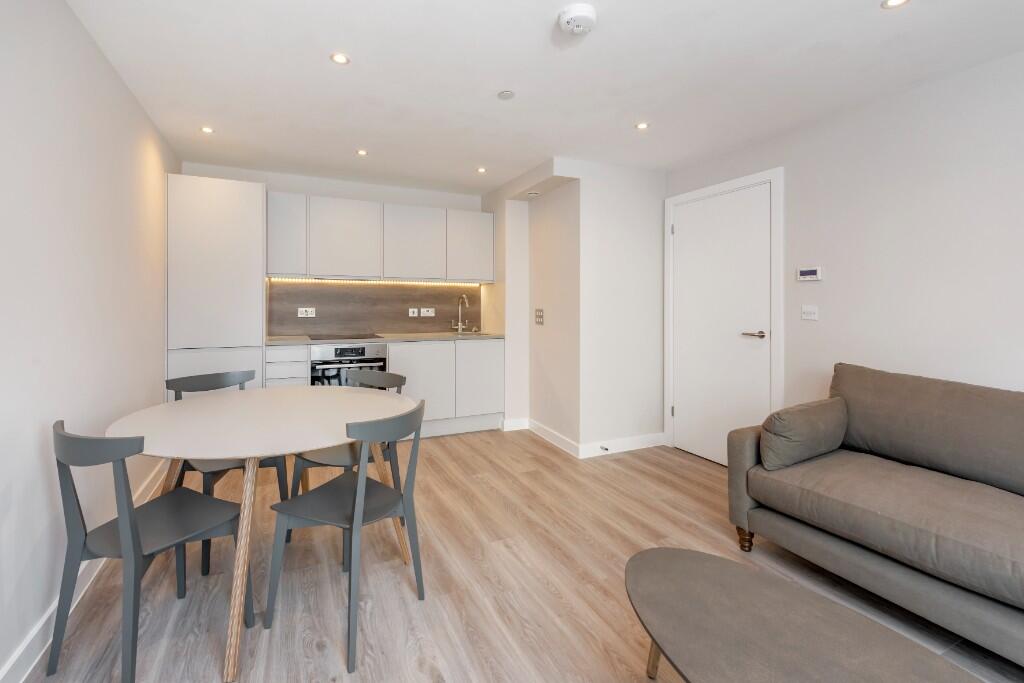 Apartment in Bath - More