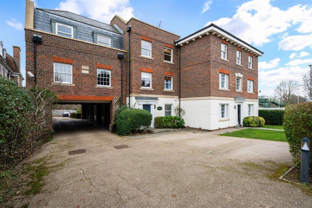 Main image of property: Station Road, Merstham, , RH1 3DJ