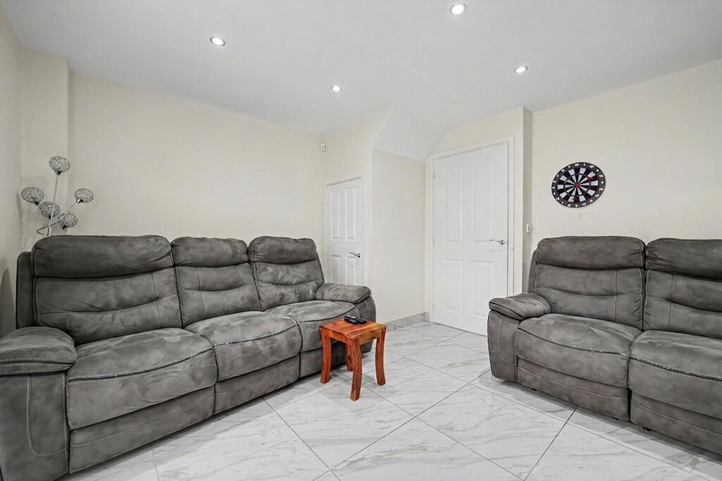 House in Coventry, Henley Green - View 4