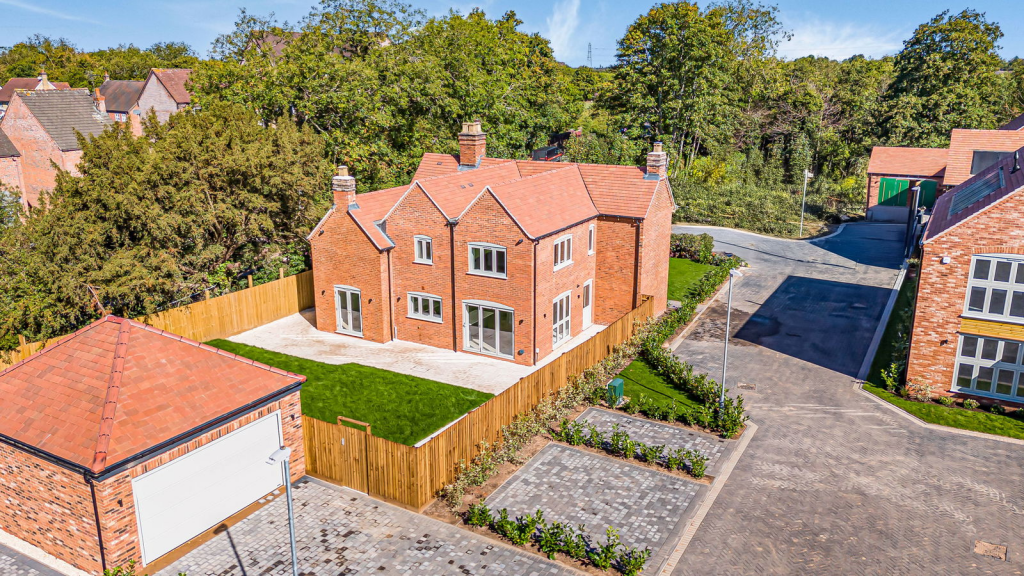 Additional image 31 of Wharf Farm, Dickens Heath Road