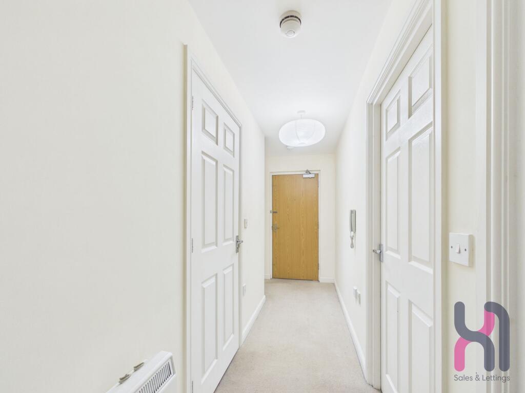 Apartment in St Helens, Liverpool City Region - More