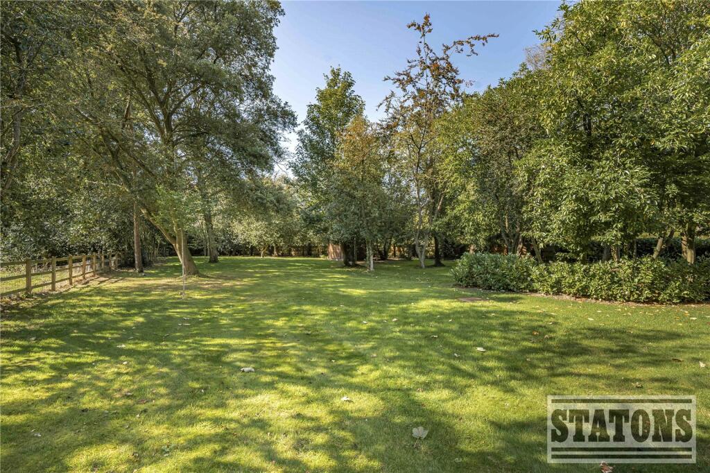 Additional image 22 of High Road, Essendon, Hatfield, Hertfordshire, AL9