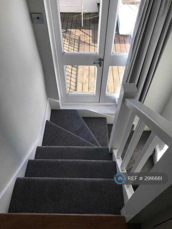 1 bedroom penthouse for rent
