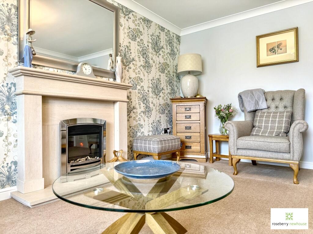 Apsley Way, Ingleby Barwick, Stockton-on-Tees, Durham photo 3