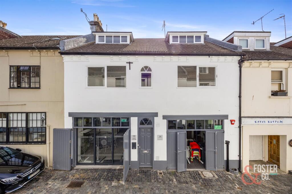 Main image of property: Wilbury Grove, Hove