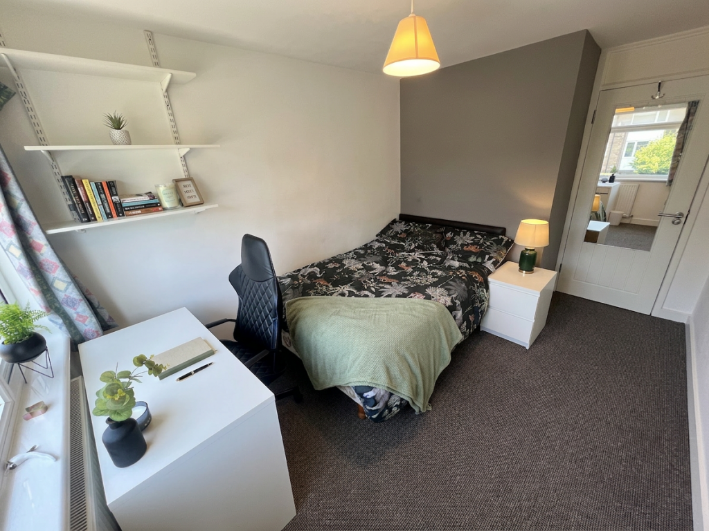 Additional image 5 of Leahurst Crescent - 4 bed, Harborne, West Midlands, B17
