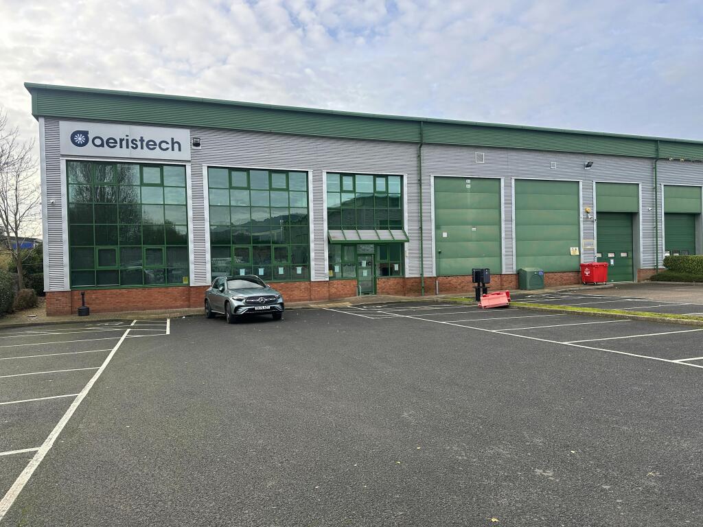 Main image of property: Unit 4, Hermes Court, Warwick, CV34 6NJ