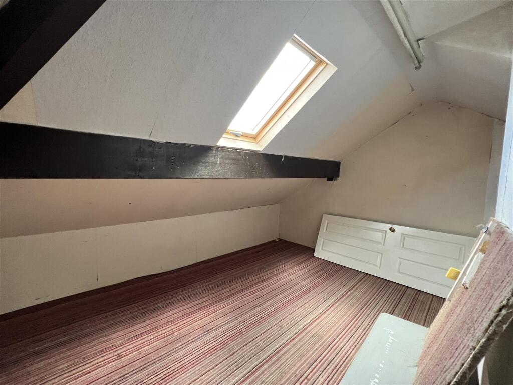 Additional image 11 of Vacant Unit, Wyke, West Yorkshire