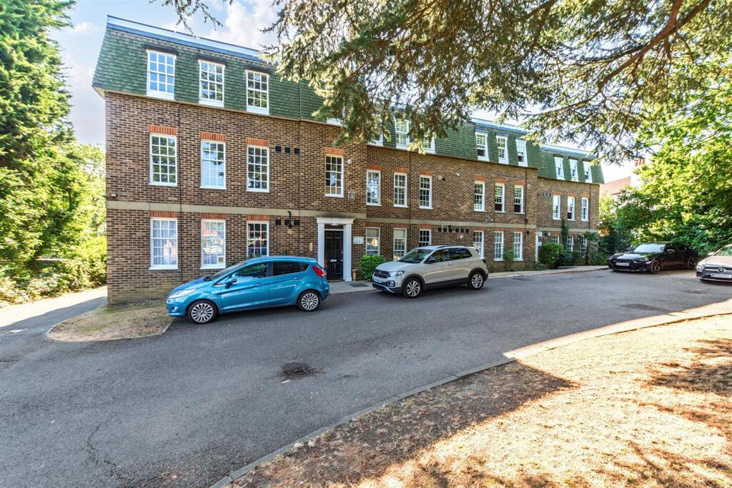 Main image of property: 62 Mays Hill Road, Shortlands, Bromley
