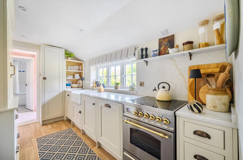 House in New Forest, Ashley, New Milton - View 4