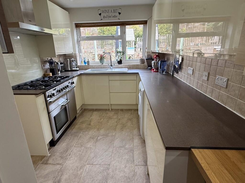 House in Newbury, West Berkshire - View 3