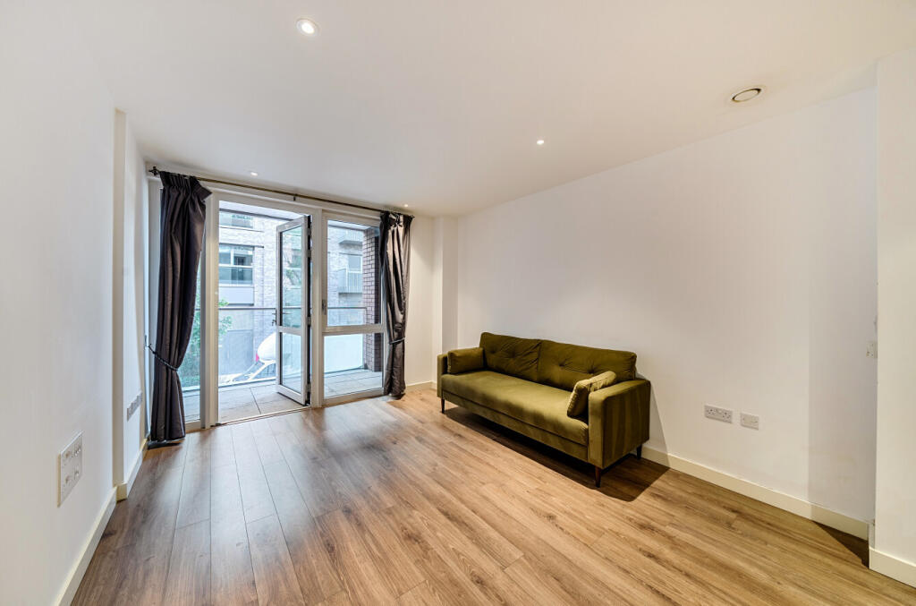 Apartment in London - View 5