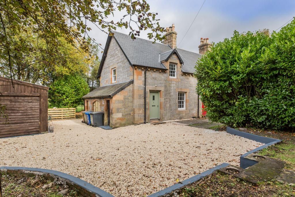 Main image of property: 1 Richieston Cottage, Bishopton, PA7 5PJ
