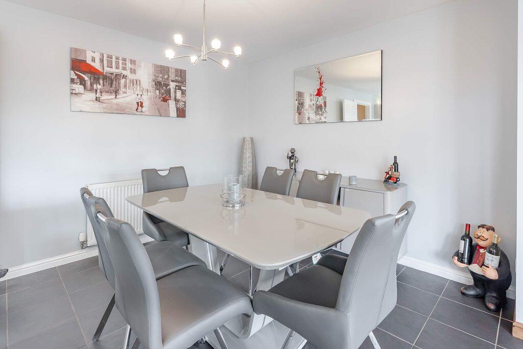 House in Armadale, West Lothian - View 5