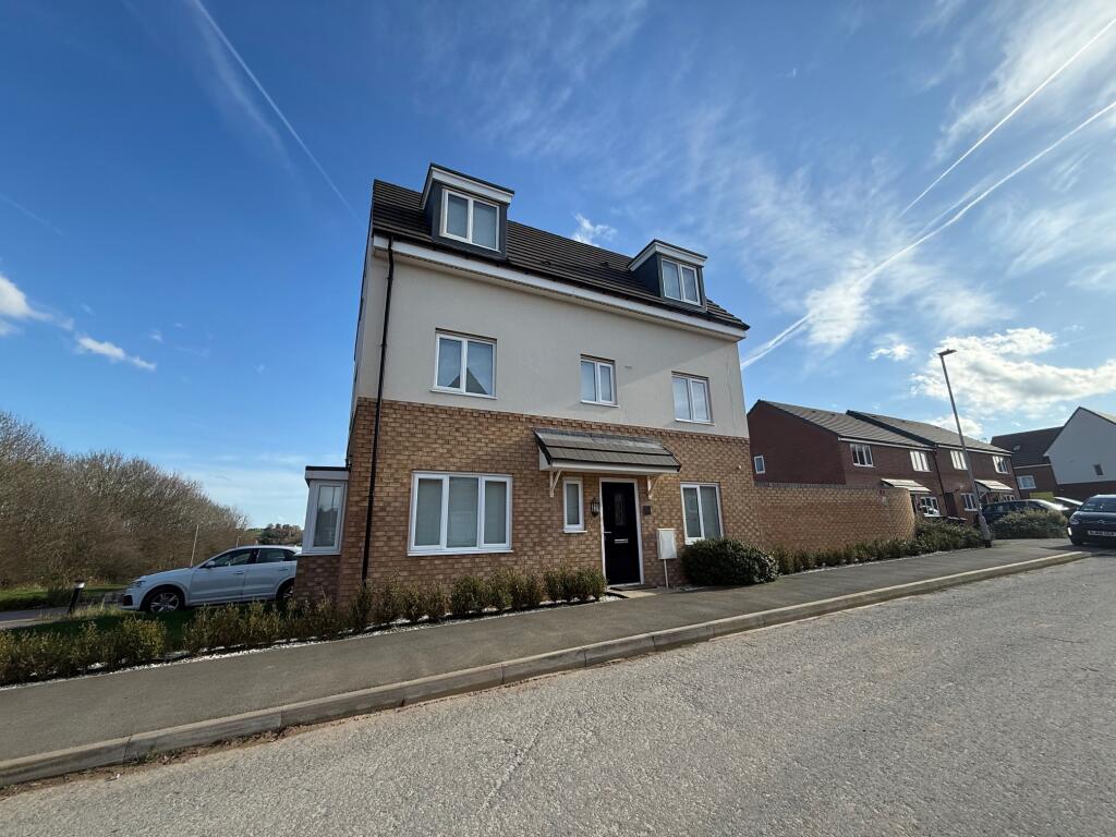 Main image of property: Inger Drive, Nottingham, NG4 4NJ