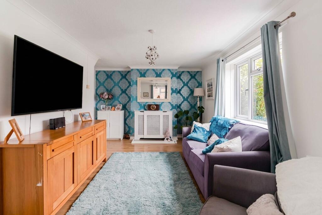 House in Tonbridge - View 5