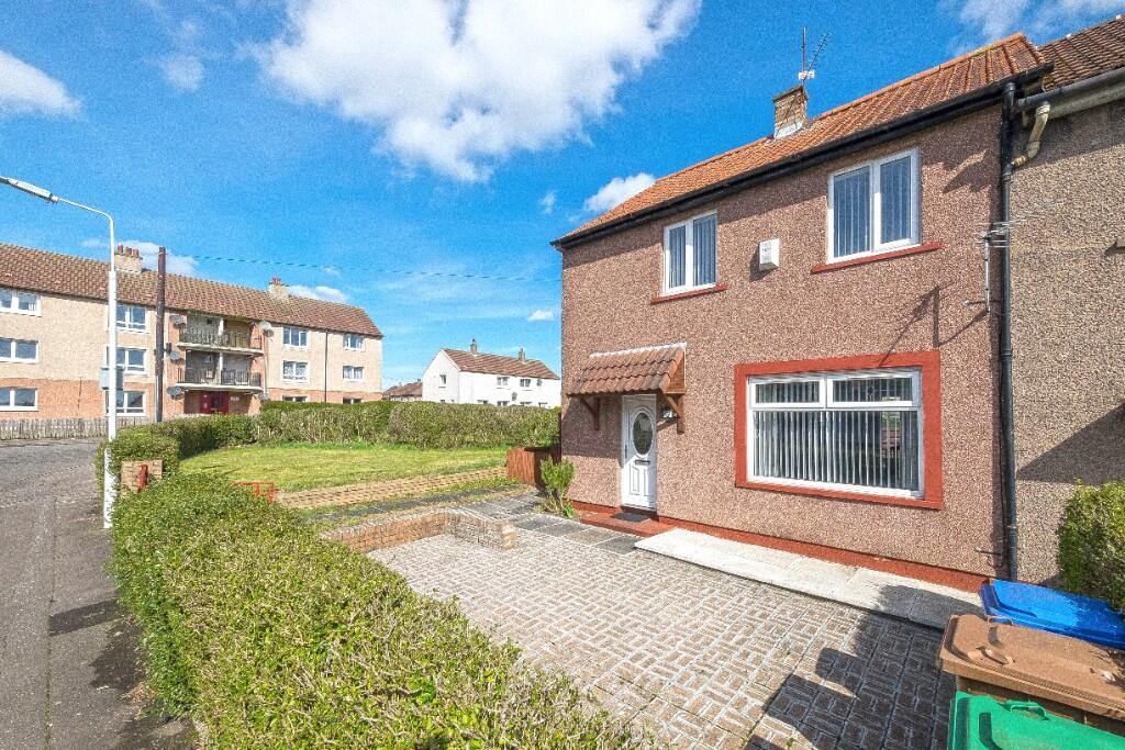 Main image of property: 72 Cramond Gardens, Kirkcaldy, Fife, KY2 6DN