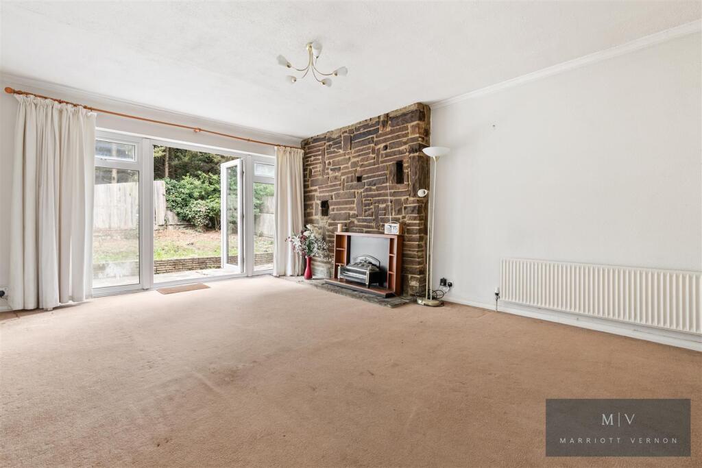 Pollards Wood Road, Norbury, London photo 2