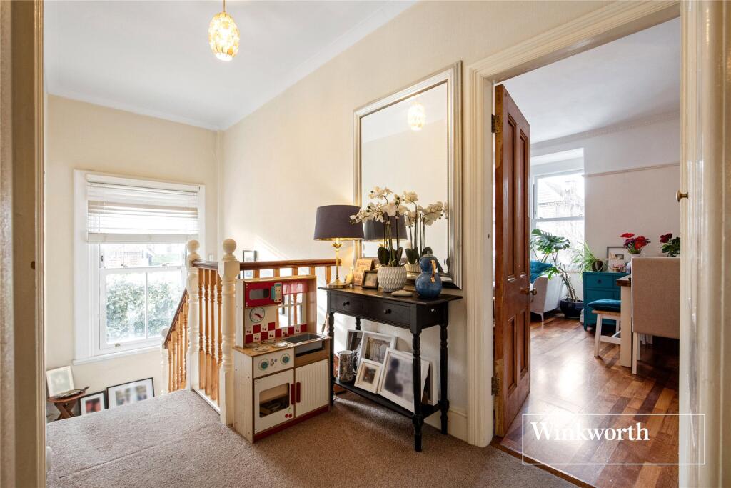 Hexham Road, New Barnet, EN5 photo 4