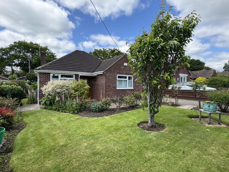 Main image of property: Waltham Chase 