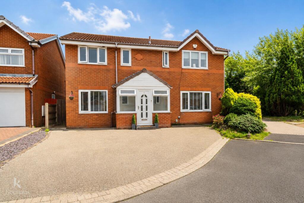 House in Oldham - View 3