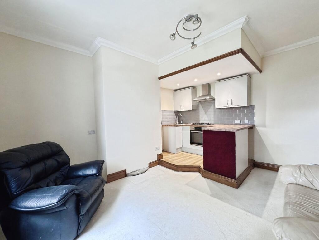 House in Kirklees, West Yorkshire - View 6