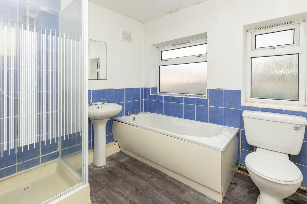 House in Preston, Penwortham Lane, Penwortham - View 5