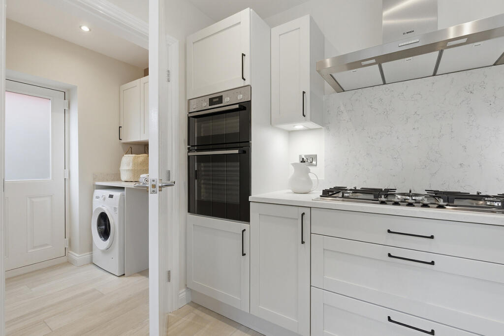 House in Kirklees, Kirkburton - View 5